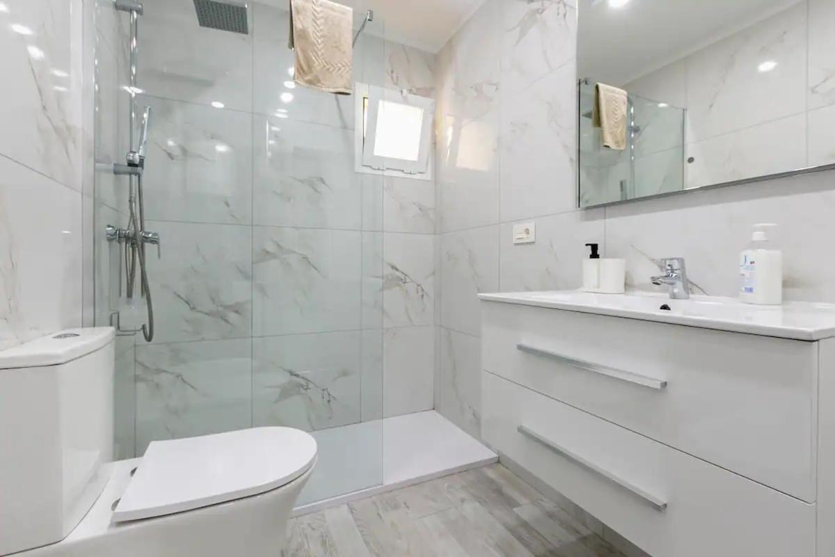 Luxury Flat, Few Minutes From Fanabe Beach! アデヘ エクステリア 写真