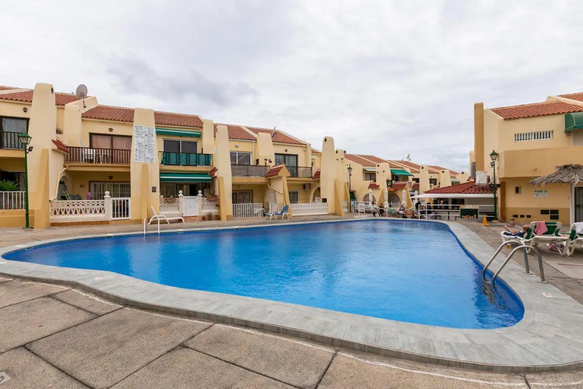 Luxury Flat, Few Minutes From Fanabe Beach! アデヘ エクステリア 写真